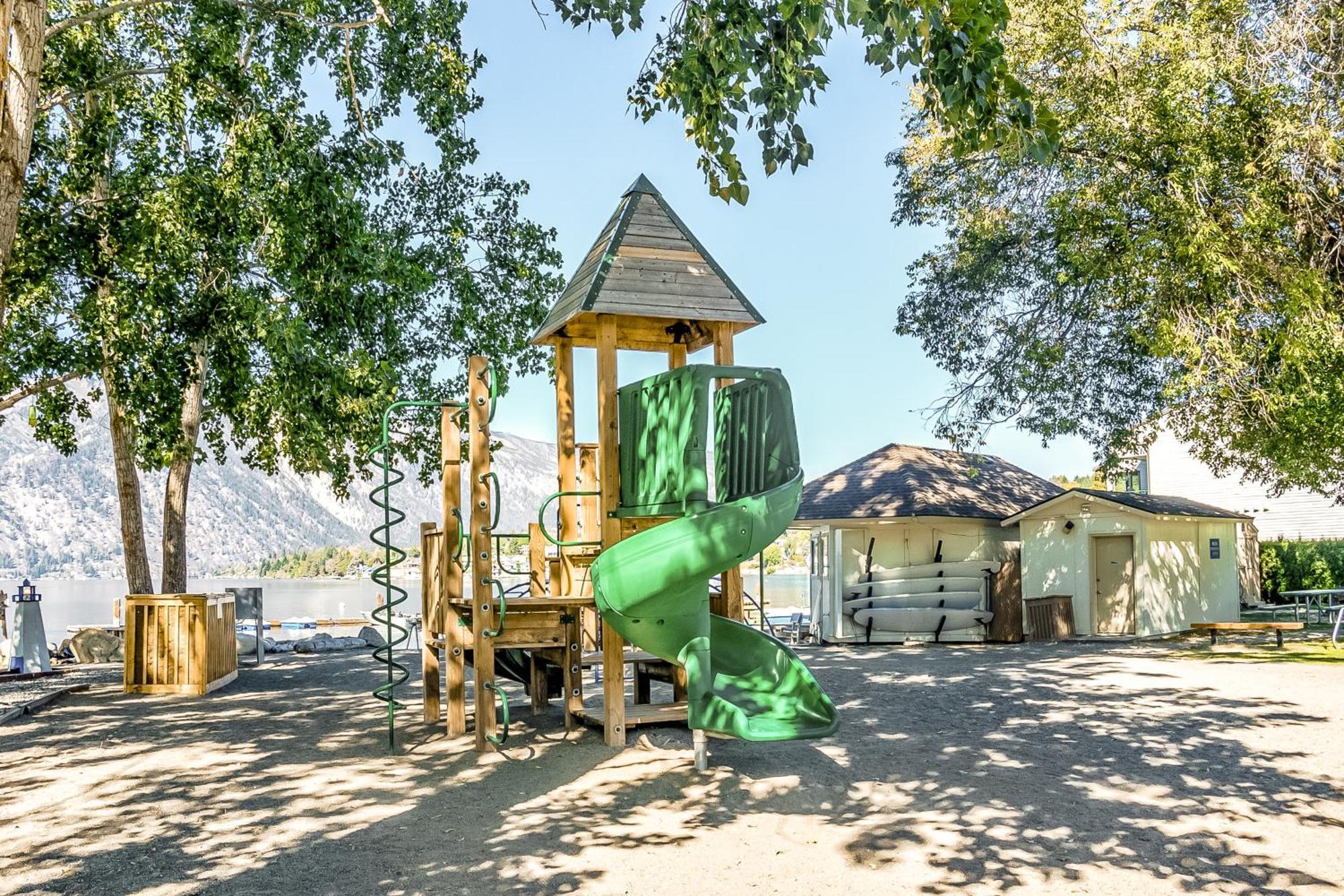 Wapato Point Villa Manson Ruang foto